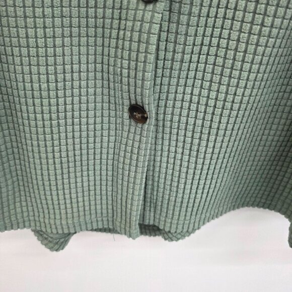 Green Waffle Knit Button-Up Shirt w/Chest Pocket & Long Sleeves Relaxed Fit - Picture 6 of 12